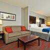 Отель Holiday Inn Express & Suites Utica, an IHG Hotel, фото 3