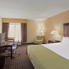 Отель Holiday Inn Express Suites Charleston, An Ihg Hotel, фото 4