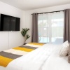Отель Mid-century Gem w Secret 4th Bedroom Near Downtown, фото 7