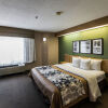 Отель Sleep Inn & Suites, фото 1