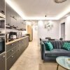Отель Chic and spacious apart with parking, фото 1