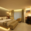 Отель Royal Plaza Suites by RAK Rooms, фото 4
