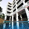 Отель HRK Resort, фото 1