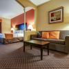 Отель Comfort Suites At Rivergate Mall, фото 3