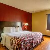 Отель Red Roof Inn & Suites Indianapolis Airport, фото 21