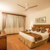 Отель Sea Cliff Court Hotel & Luxury Apartments, фото 14