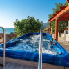 Отель Amazing Home in Rovanjska With 4 Bedrooms, Jacuzzi and Wifi, фото 16