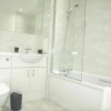 Отель New Central Woking 1 and 2 Bedroom Apartments with Free Gym, close to Train Station, фото 7
