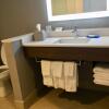 Отель Holiday Inn Express Grand Island - Niagara Falls, an IHG Hotel, фото 10