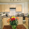 Отель Modern Apartment Near the Thames, Central London, фото 8