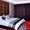 Отель Imperial Court Hotel, фото 1