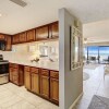 Отель Ocean View Condo, Easy Acces to the Pool and Private Walkway to the Beach by RedAwning, фото 10