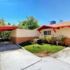 Отель Las Vegas Elegance! Pool Table & Sparkling Pool! 3 Bedroom Home by RedAwning, фото 20
