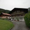 Отель Pristine Home in a Charming Village, Large Grassy Sunbathing Area, View of the Mönch and Jungfrau, фото 9