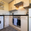 Отель Bright City Centre Flat With Sea 2 Mins Away, фото 4