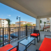 Отель Prime Location-spacious Condo for 8 Guests, фото 13