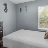 Отель Blue Mountain Beach - Sleeps 12 - Steps From Pool, фото 27