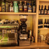 Отель Black Isle Bar and Rooms, фото 10