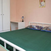 Отель Central Holiday Home With Terrace And Garden, Parking Available, фото 14