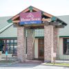 Отель HomeTown Inn & Suites, фото 29