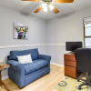 Отель Charming Fort Worth Home - 12 Mi to Downtown!, фото 2