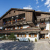 Отель Lajadira Hotel & Spa в Горнолыжном курорте Cortina d'Ampezzo