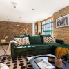 Отель The Wapping Wharf - Modern Bright 2bdr Flat on the Thames With Parking, фото 2