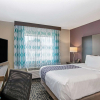 Отель La Quinta Inn & Suites by Wyndham Fayetteville, фото 4
