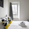 Отель Modern Apartment in the Heart of Edinburgh, фото 14