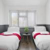 Отель Wray And Whyte Stays, фото 6