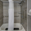 Отель Emerald Coast Inn & Suites, фото 9
