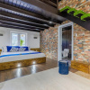 Отель Private Retreat w 5 BR Spa Pool Jacuzzi, фото 2
