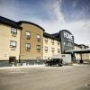 Отель Home Inn & Suites Swift Current, фото 1
