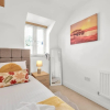 Отель Foxherne 5Bdrm 3BA Serviced House Slough, фото 11