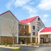 Отель Comfort Suites near I-80 and I-94, фото 1