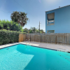 Отель New Listing! Island W/ Pool, Walk To Beach 3 Bedroom Condo, фото 15