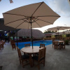Отель Blue Marlin - Nightclub & Sports Bar on Site, фото 9