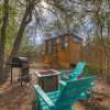 Отель Selena-romantic Tiny Home-firepit, фото 14