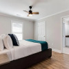 Отель Huge 4 Bdrm Home in the Heart of Atlanta King Bed, фото 24