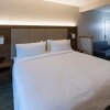 Отель Holiday Inn Express Hotel & Suites Louisville South - Hillview, фото 20