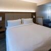 Отель Holiday Inn Express Hotel & Suites Louisville South - Hillview, фото 6