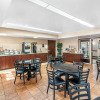 Отель Clarion Inn & Suites Northwest, фото 26