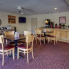 Отель Econo Lodge Inn & Suites, фото 4