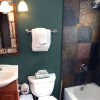 Отель Triple R Cottages: 8 2 Bedroom Cabin, фото 10