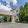 Отель Comfort Inn & Suites, фото 1