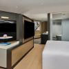 Отель Crowne Plaza Shanghai Snow World, an IHG Hotel, фото 4