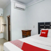 Отель RedDoorz near Plaza Medan Fair, фото 6