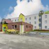 Отель B&B HOTEL Goussainville CDG в Гусэнвиле