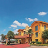 Отель La Quinta Inn San Antonio Sea World Ingram Park, фото 1