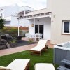 Отель Fuerte Holiday Villa Jacuzzi And Style, фото 22